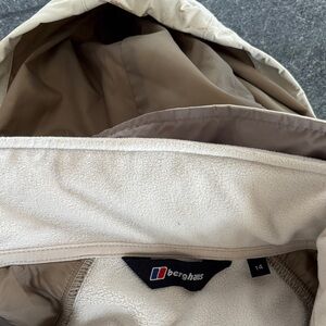 Berghaus Tan Hooded Jacket